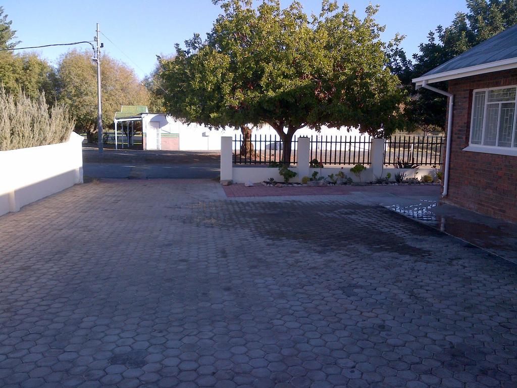 Laings Lodge Laingsburg Bagian luar foto